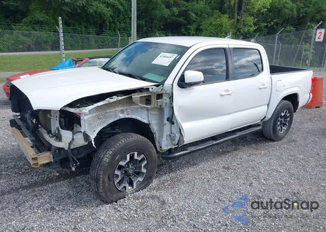 2016 Toyota Tacoma Sr z USA, uszkodzony, nr VIN 5TFAX5GN6GX055603